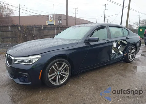 2016 BMW 750I xDrive из США, поврежденный, VIN WBA7F2C5XGG420220
